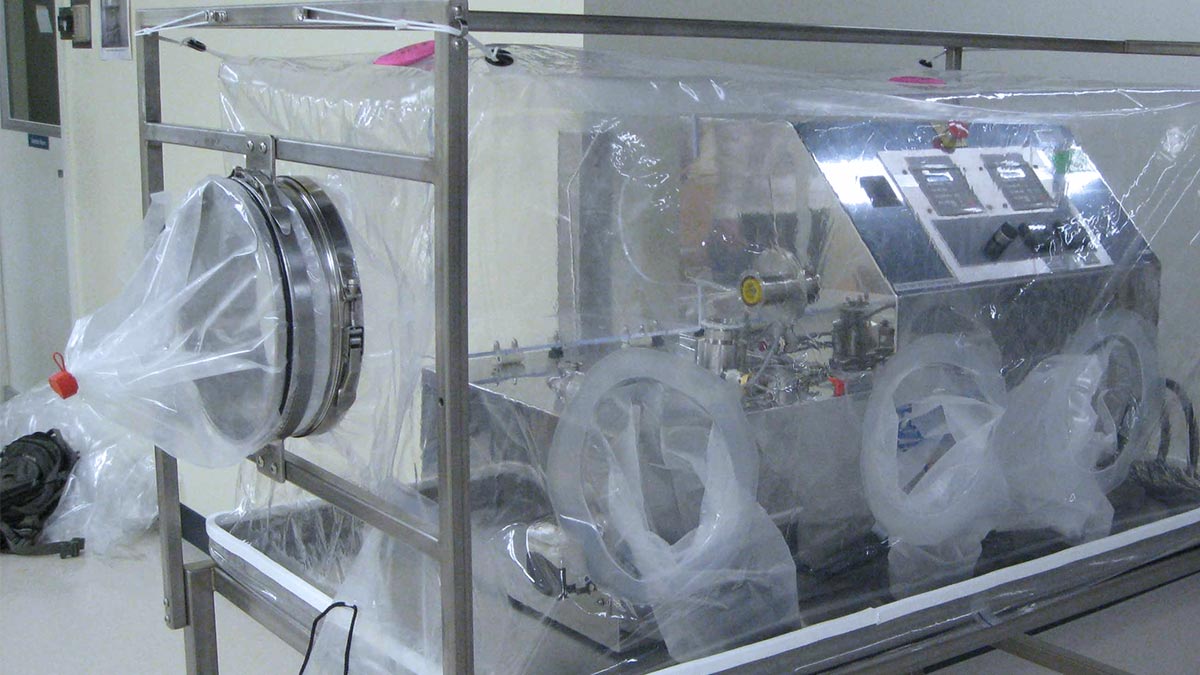 ILC Dover’s Bag In/Bag Out (BIBO) system in a laboratory setting